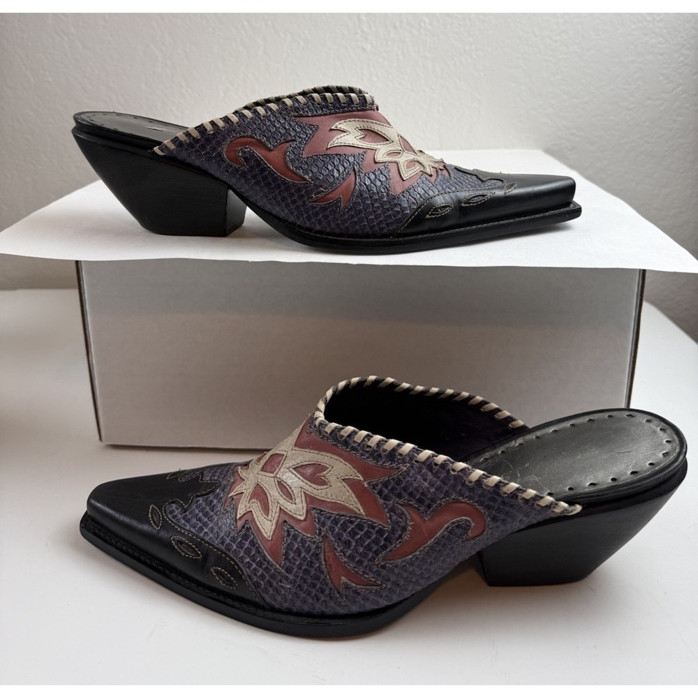 BCBGirls Y2K Vtg Western Leather Snake Mule 8.5B Pointed Toe Embroidered Slides